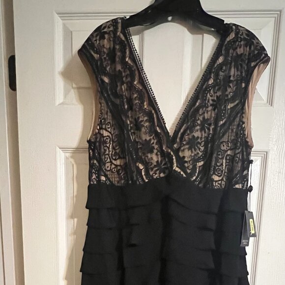 Adrianna Papell Lace Shutter Formal Gown (Plus Size) - Picture 2 of 6